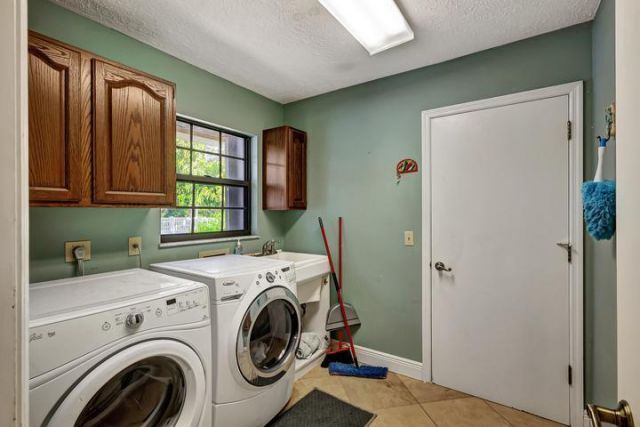 137 Queens Road, Fort Pierce, FL 34949 Photo