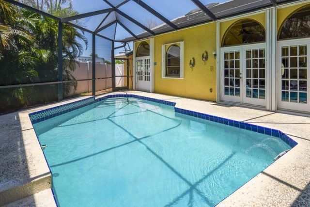 137 Queens Road, Fort Pierce, FL 34949 Photo
