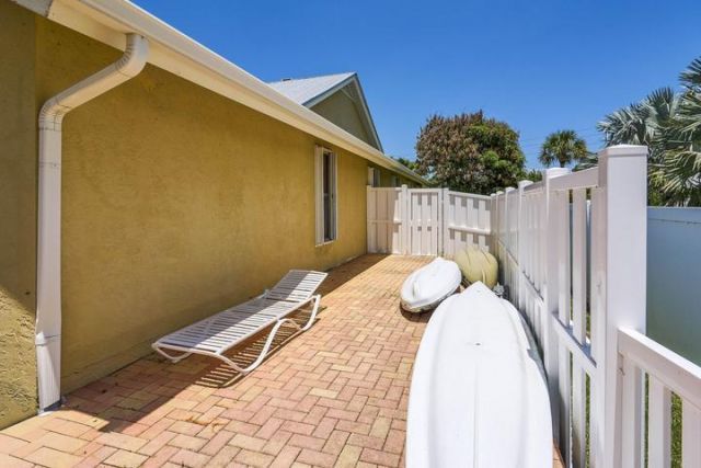 137 Queens Road, Fort Pierce, FL 34949 Photo