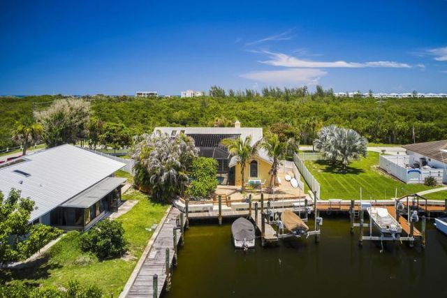 137 Queens Road, Fort Pierce, FL 34949 Photo