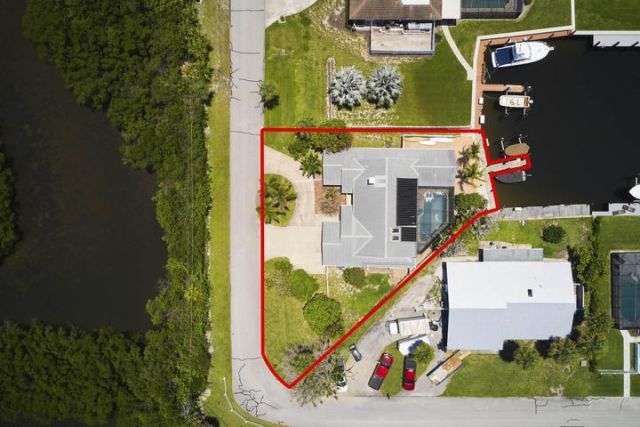 137 Queens Road, Fort Pierce, FL 34949 Photo
