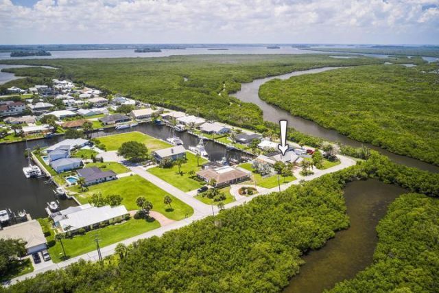 137 Queens Road, Fort Pierce, FL 34949 Photo