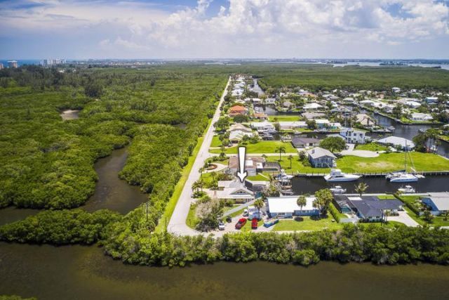 137 Queens Road, Fort Pierce, FL 34949 Photo