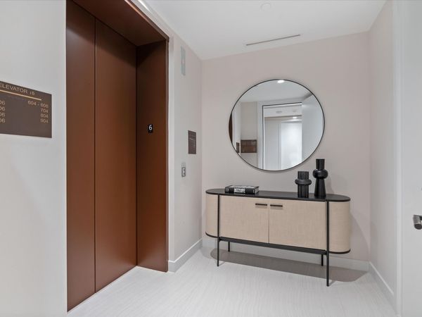 220 SE Mizner Boulevard, Unit 604, Boca Raton, FL 33432