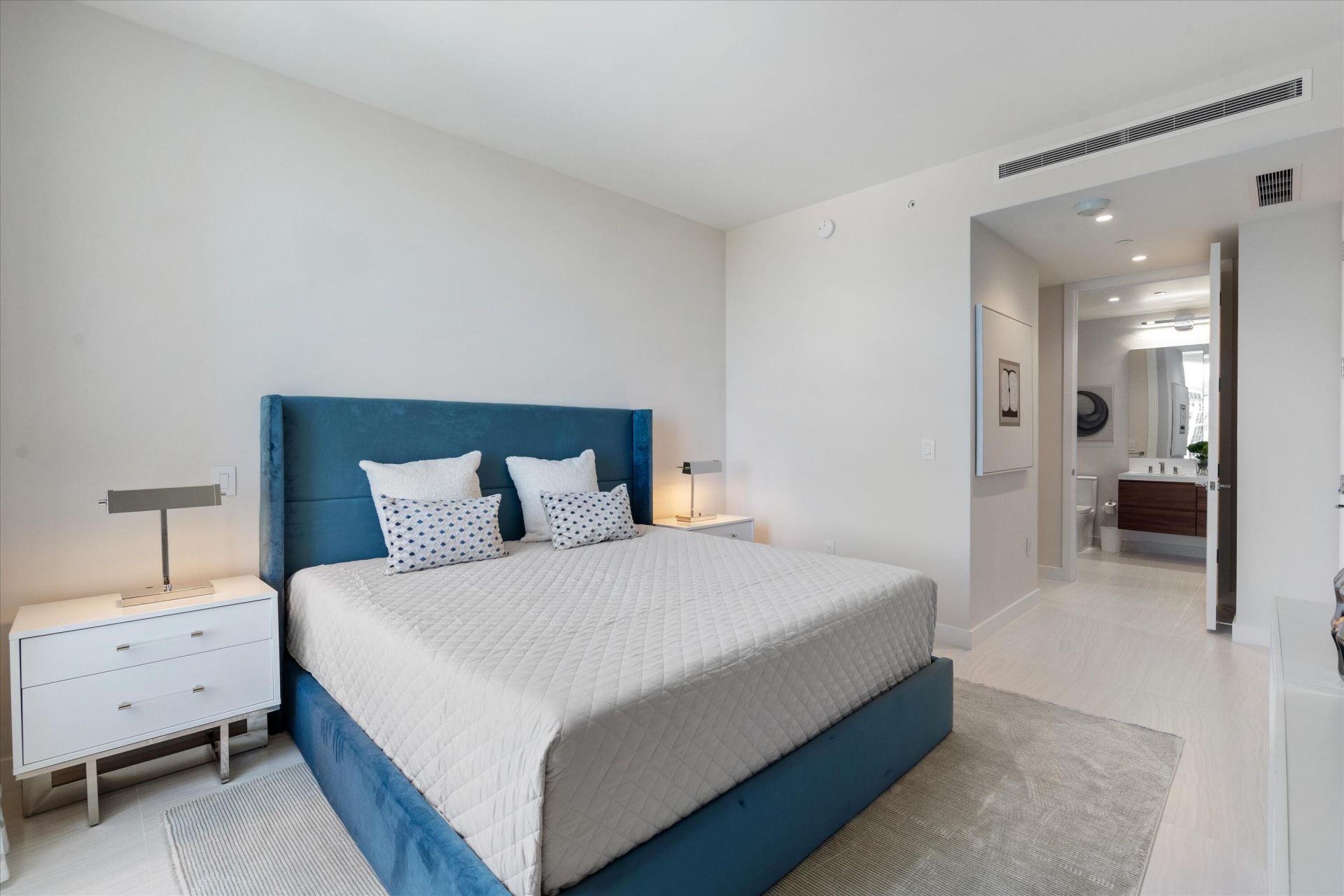 220 SE Mizner Boulevard, Unit 604, Boca Raton, FL 33432 Photo