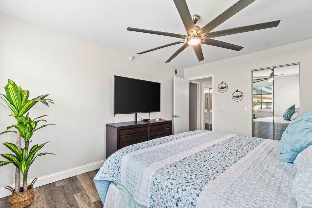 157 Yacht Club Way, Hypoluxo, FL 33462 Photo
