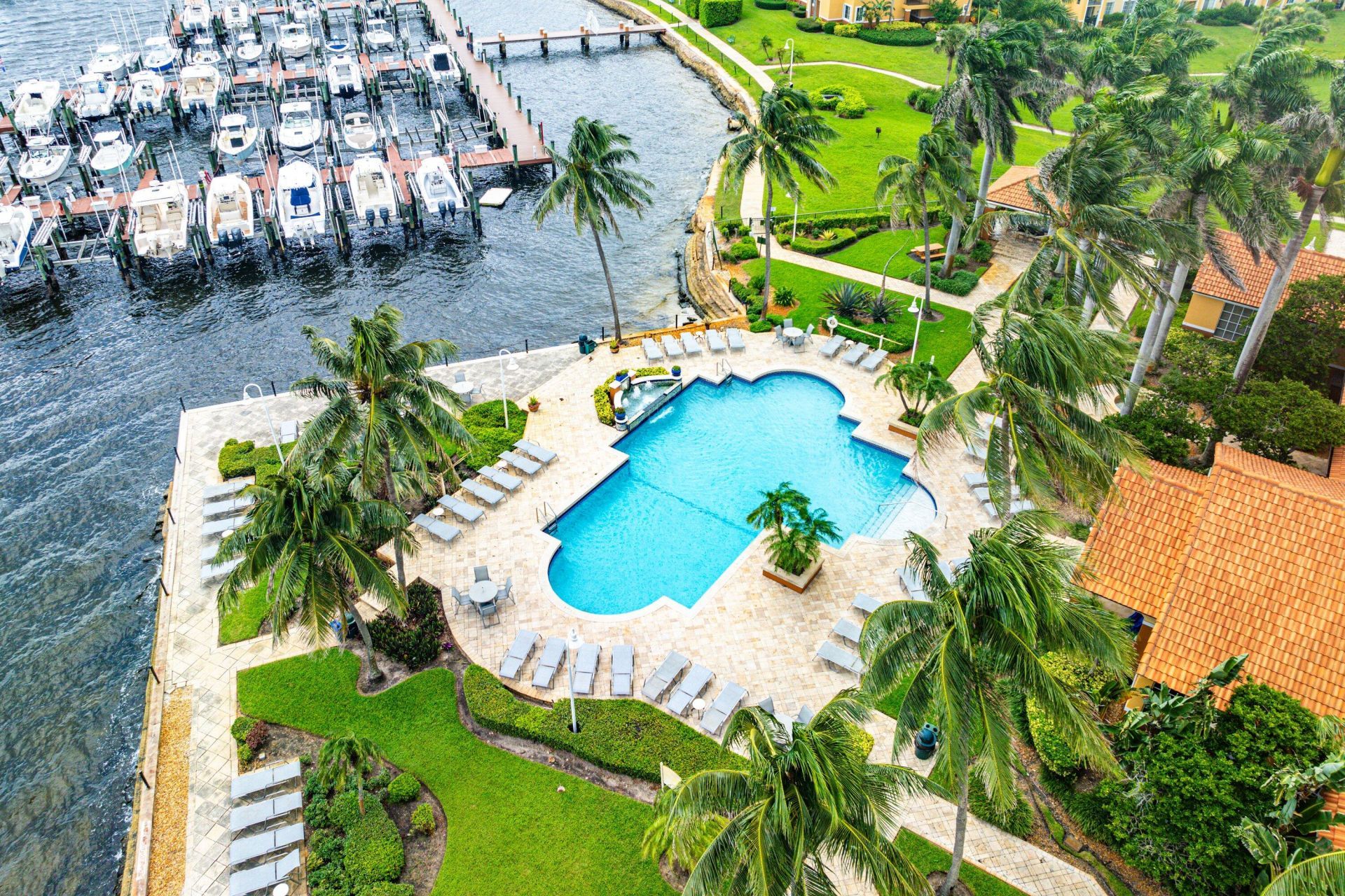 157 Yacht Club Way, Hypoluxo, FL 33462 Photo