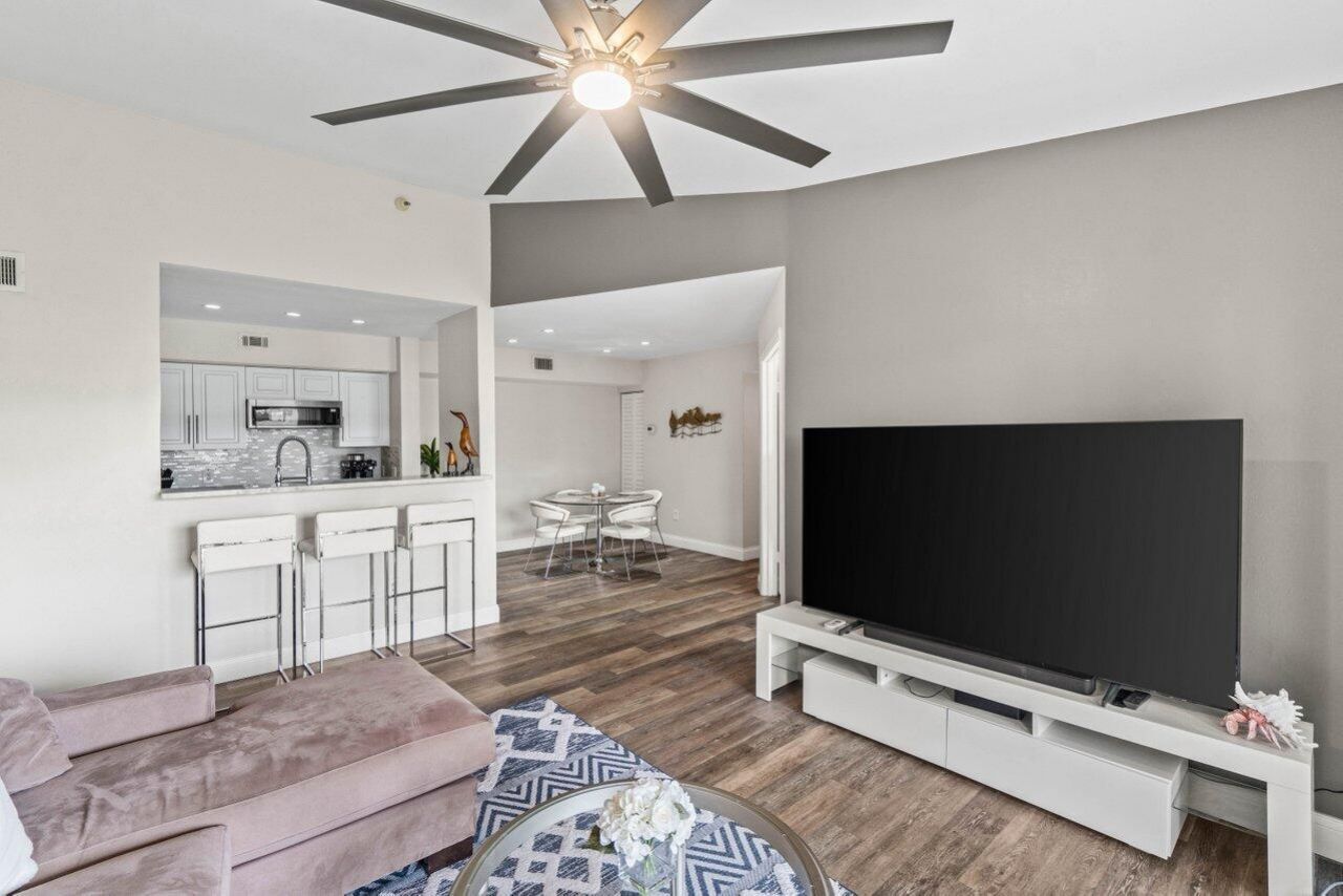 157 Yacht Club Way, Hypoluxo, FL 33462 Photo