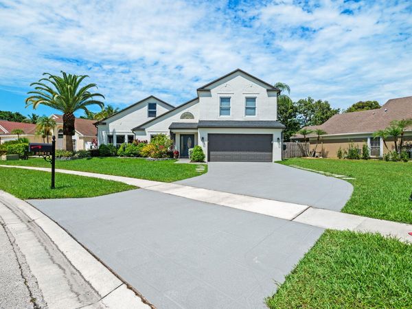 22612 Middletown Drive, Boca Raton, FL 33428