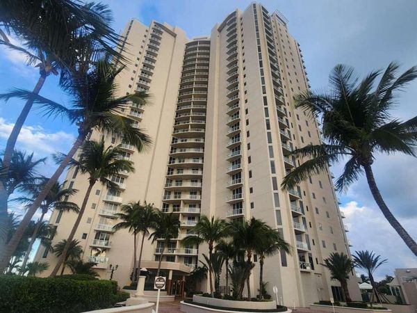Riviera Beach, FL 33404