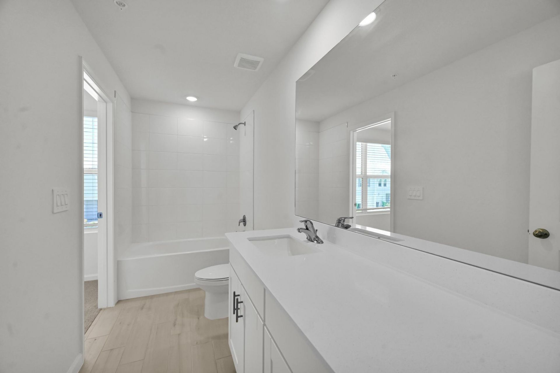 636 Salisbury Circle, Fort Pierce, FL 34982 Photo