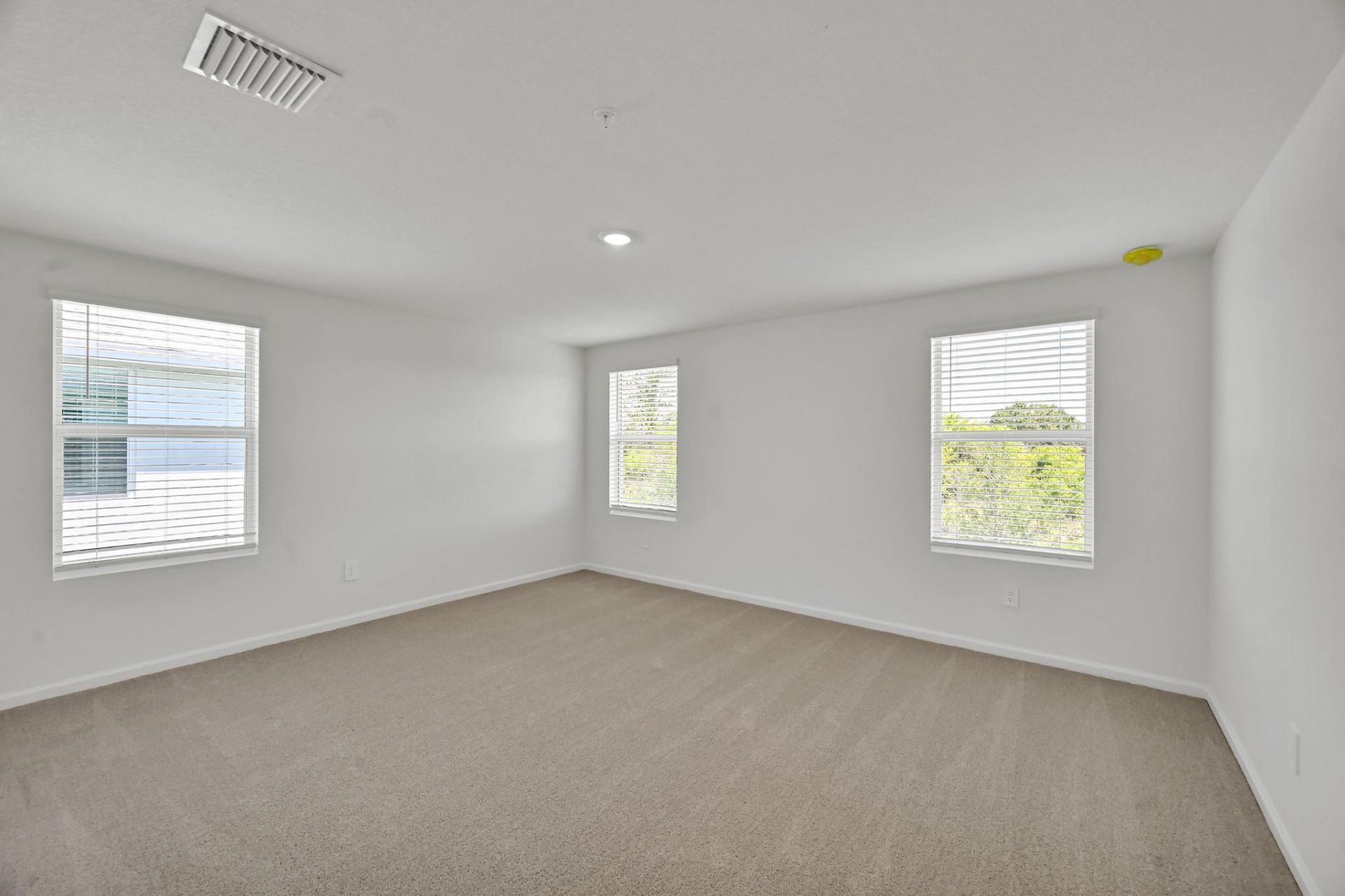 636 Salisbury Circle, Fort Pierce, FL 34982 Photo
