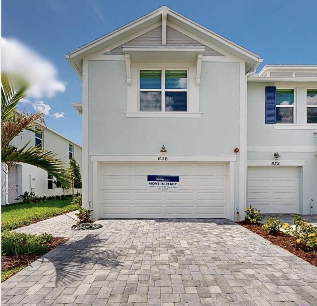 636 Salisbury Circle, Fort Pierce, FL 34982 Photo