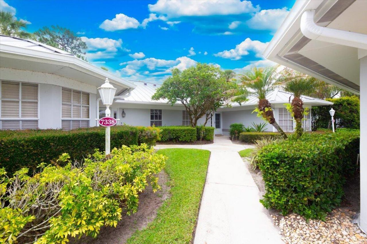 7338 Pine Creek Way, Port Saint Lucie, FL 34986 Photo