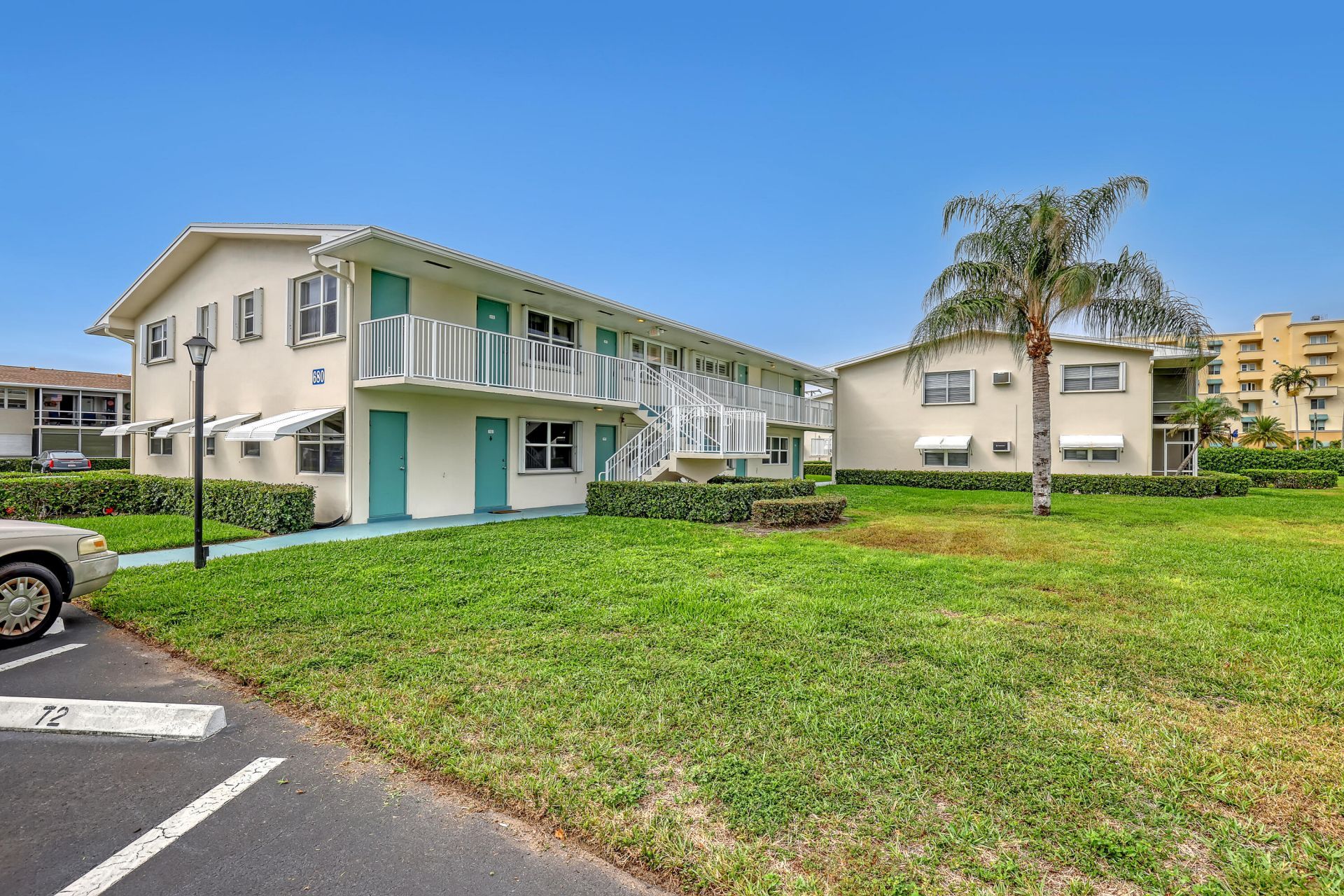 680 Horizon W, Unit 110, Boynton Beach, FL 33435 Photo