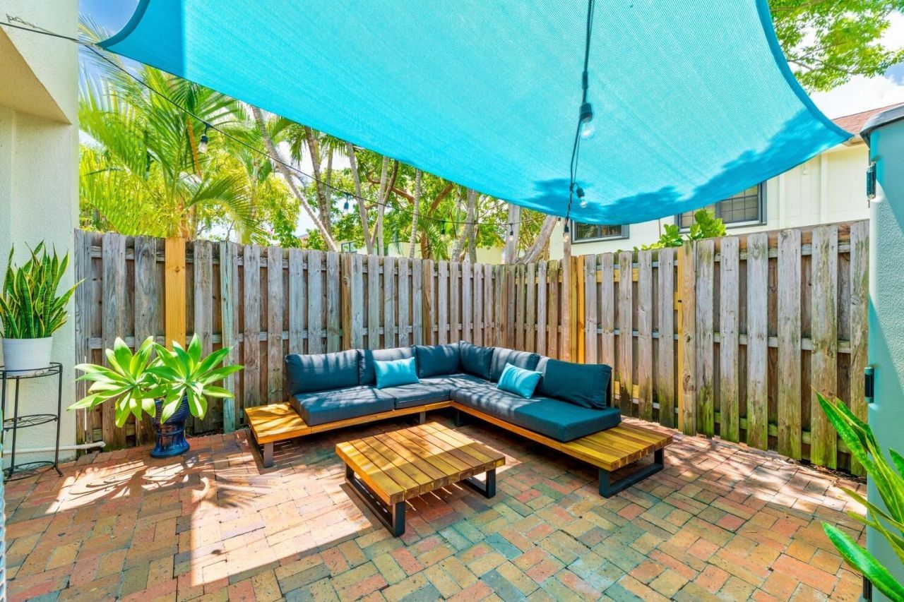 308 City View Drive, Fort Lauderdale, FL 33311 Photo