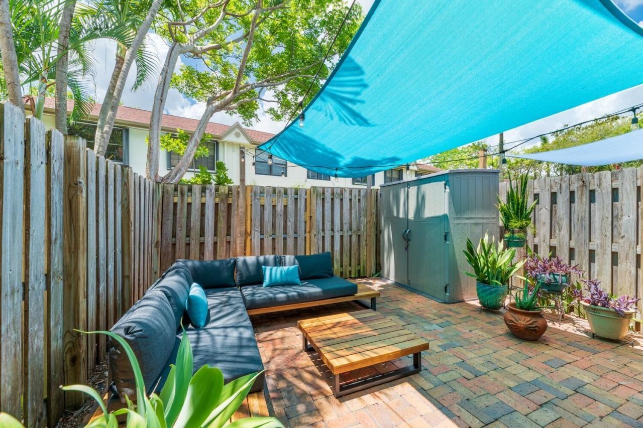 308 City View Drive, Fort Lauderdale, FL 33311 Photo