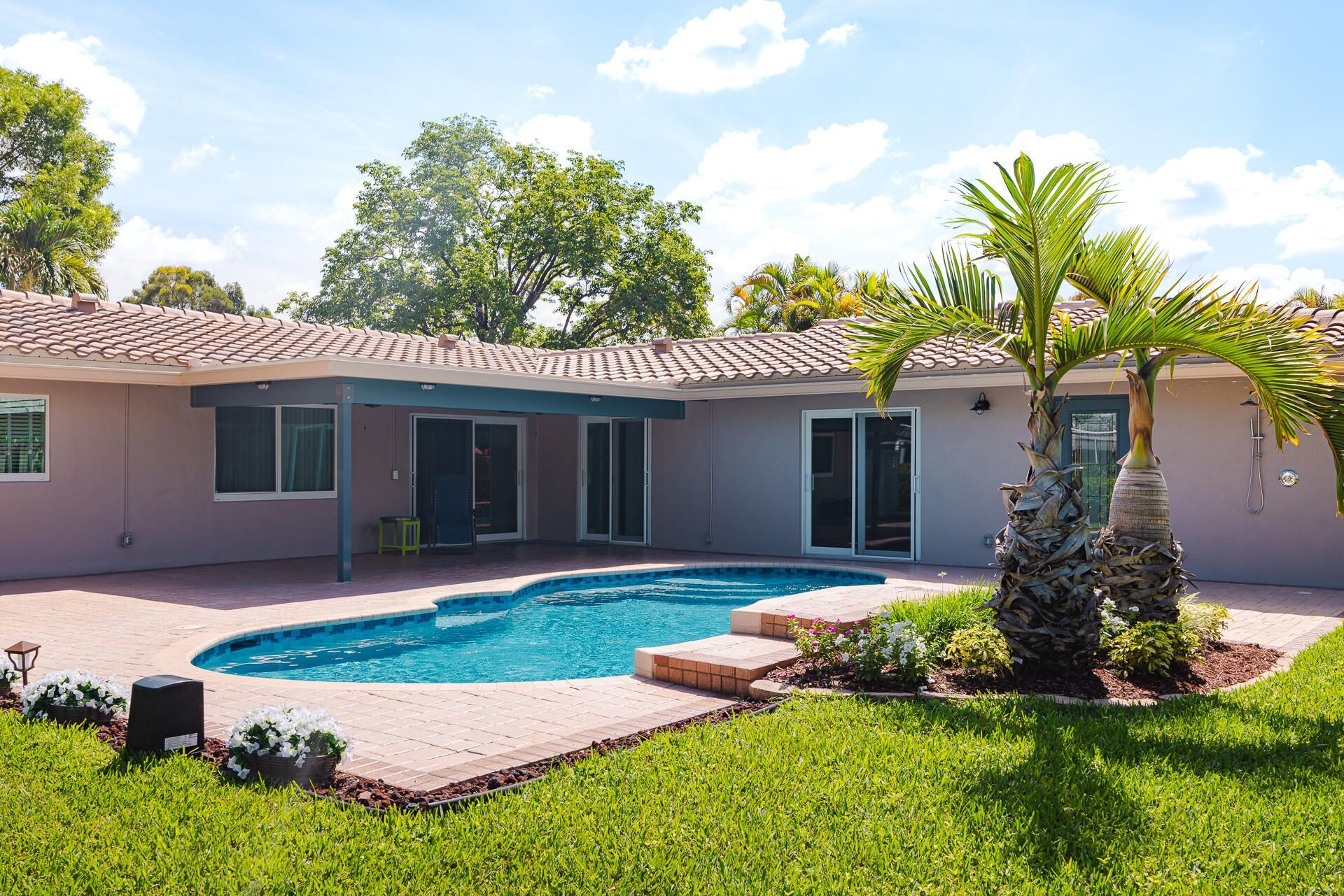 10670 NW 42nd Drive, Coral Springs, FL 33065 Photo