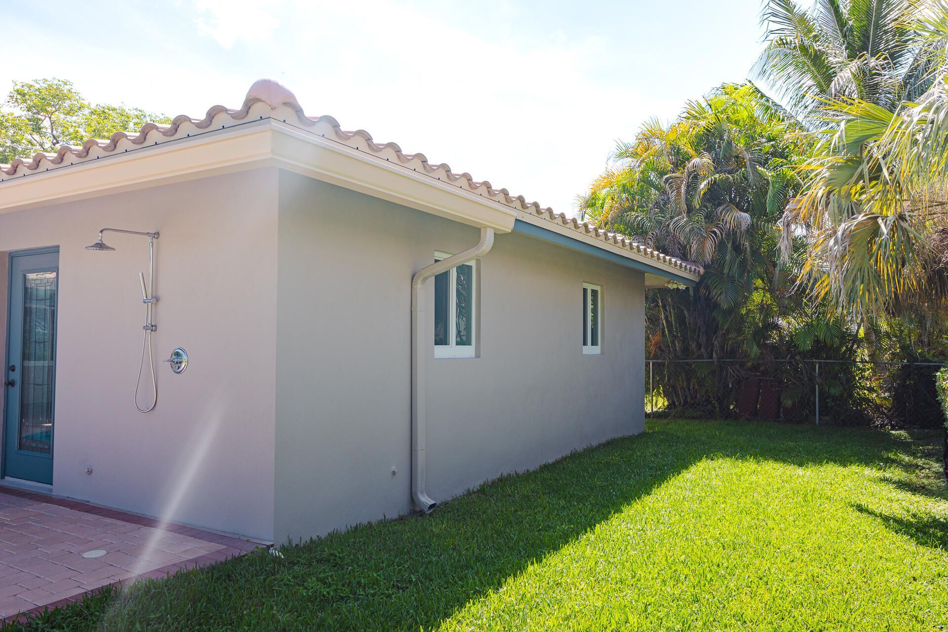 10670 NW 42nd Drive, Coral Springs, FL 33065 Photo