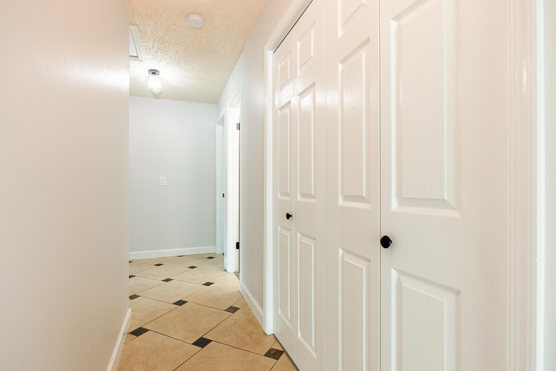 10670 NW 42nd Drive, Coral Springs, FL 33065 Photo