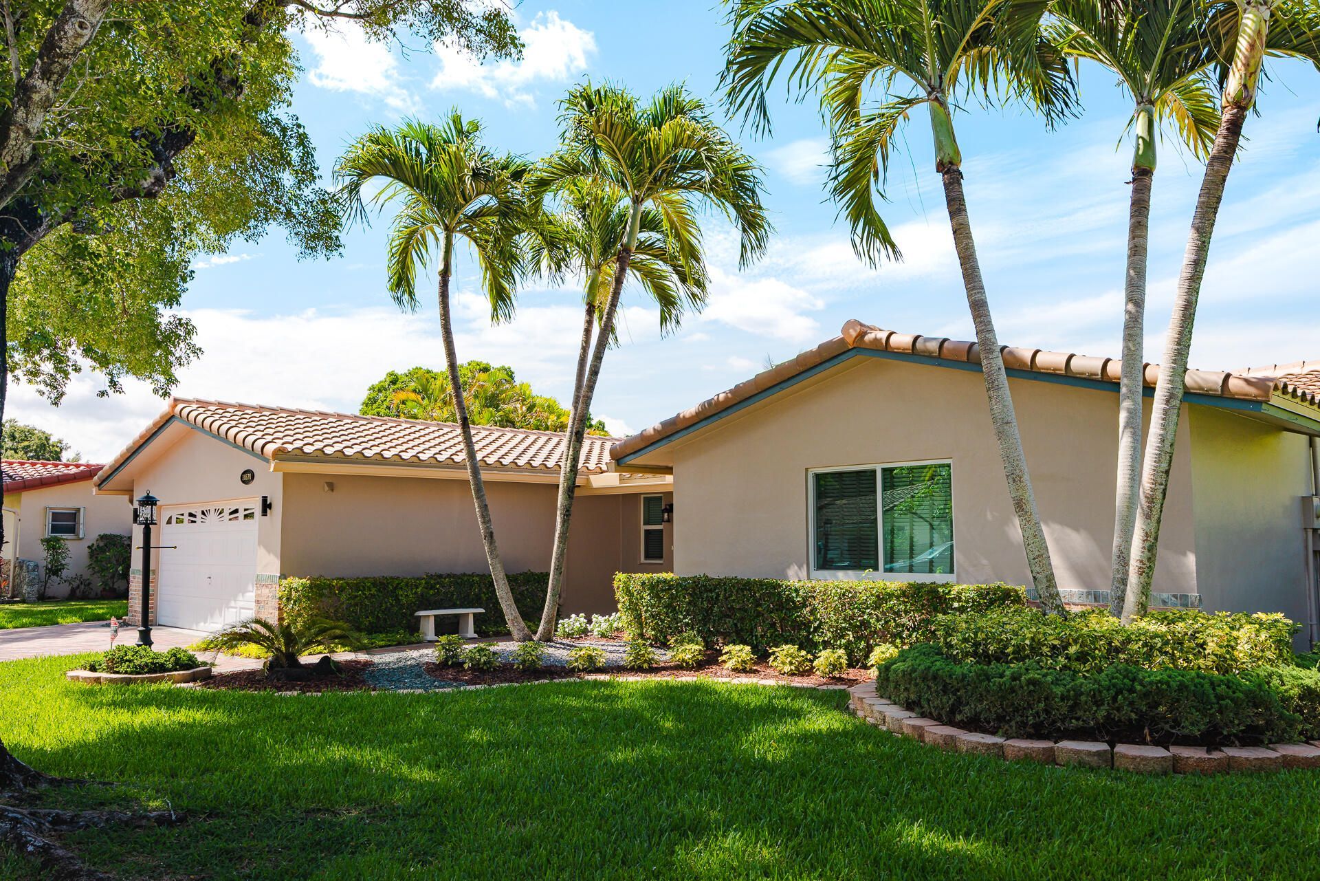 10670 NW 42nd Drive, Coral Springs, FL 33065 Photo