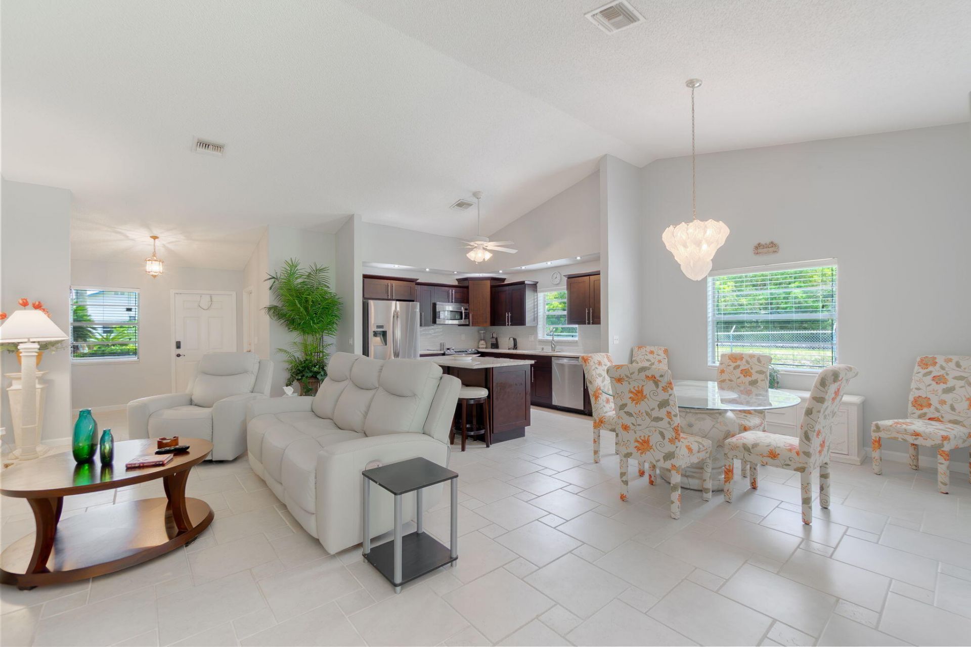 5487 Crystal Anne Drive, West Palm Beach, FL 33417 Photo