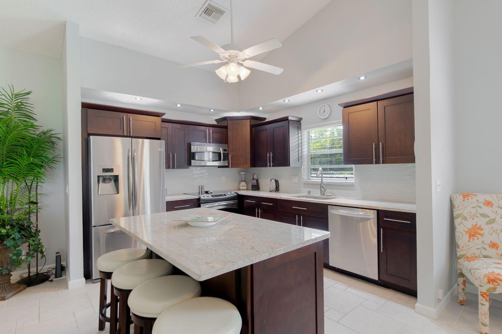 5487 Crystal Anne Drive, West Palm Beach, FL 33417 Photo
