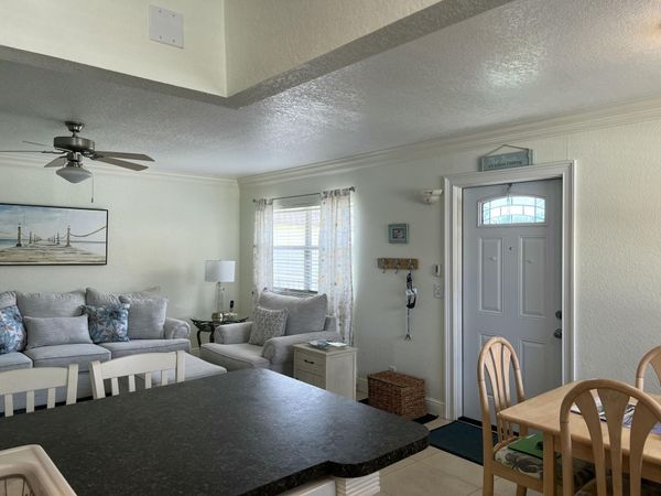84 Saxony, Delray Beach, FL 33446