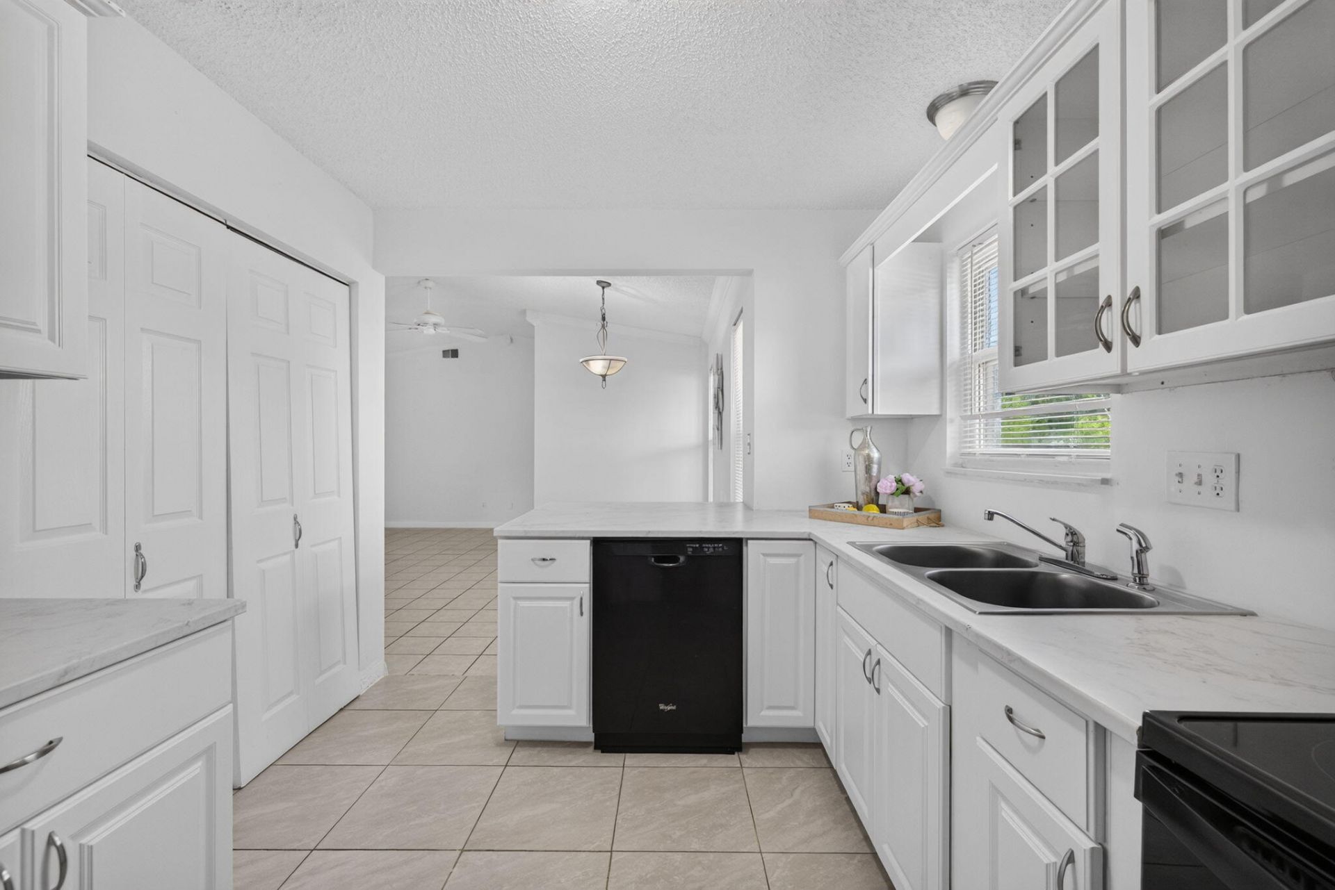 592 SW Banks Terrace, Port Saint Lucie, FL 34953 Photo