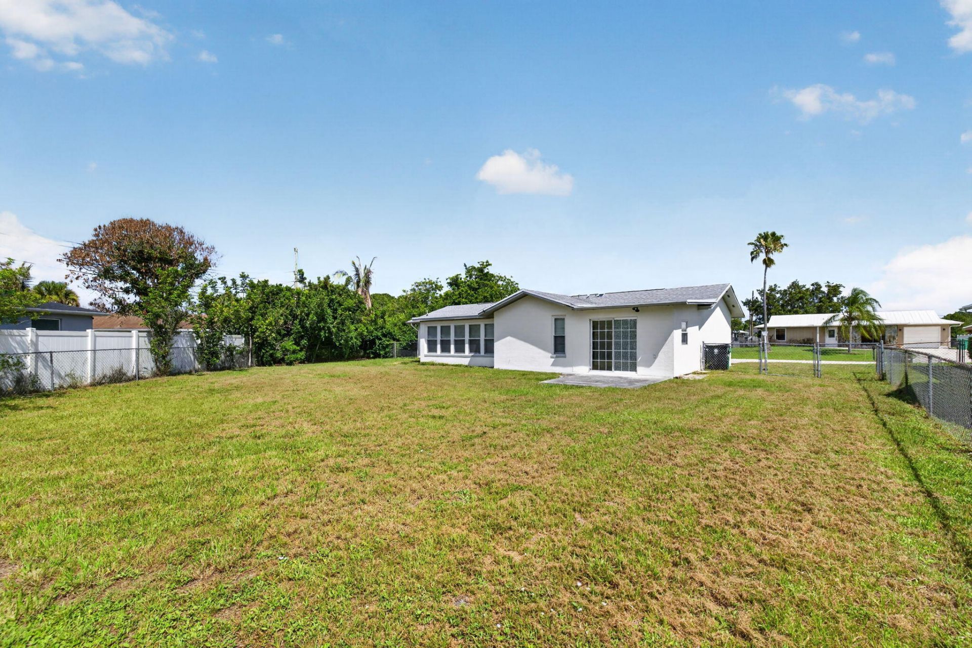 592 SW Banks Terrace, Port Saint Lucie, FL 34953 Photo