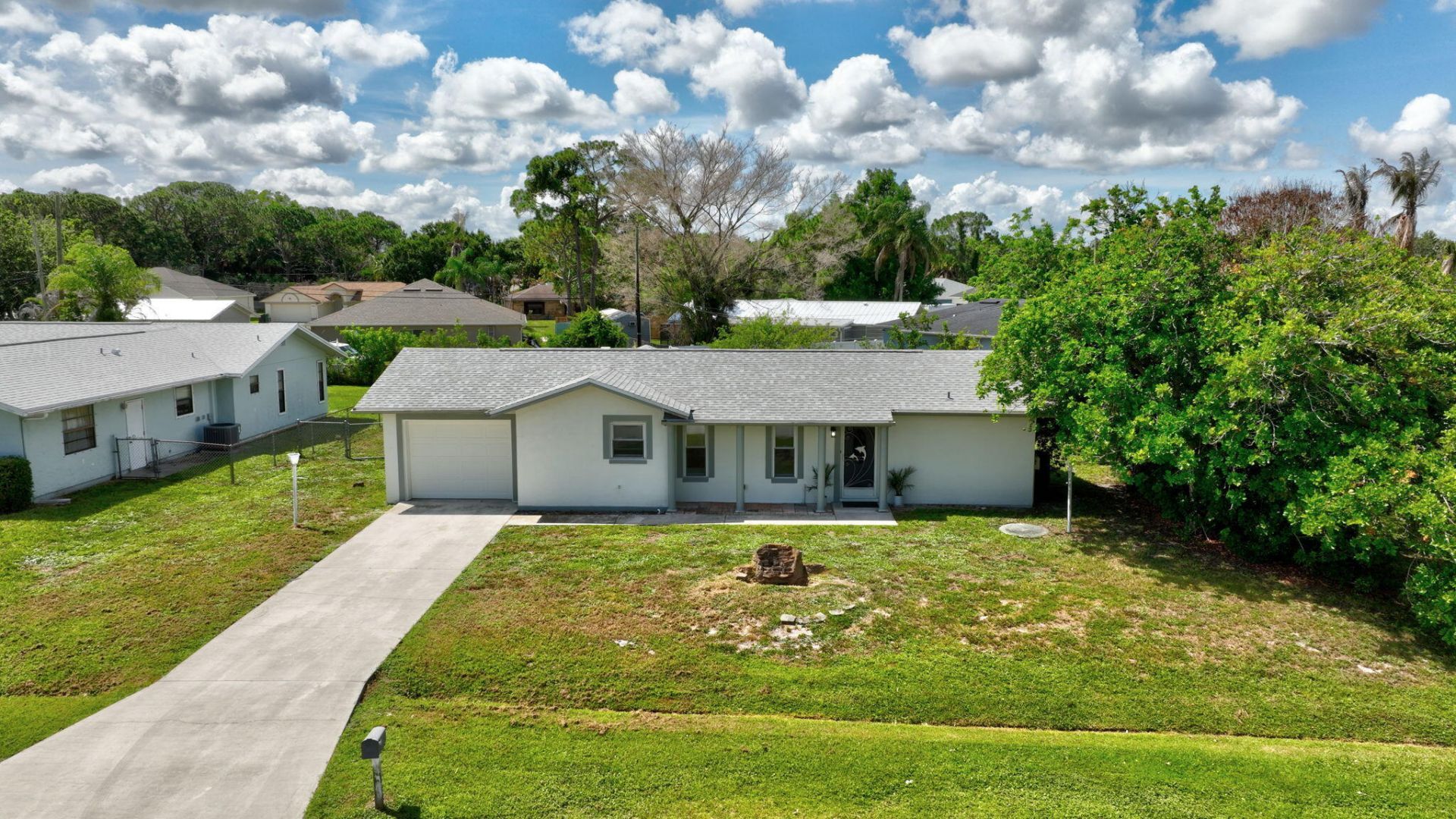 592 SW Banks Terrace, Port Saint Lucie, FL 34953 Photo