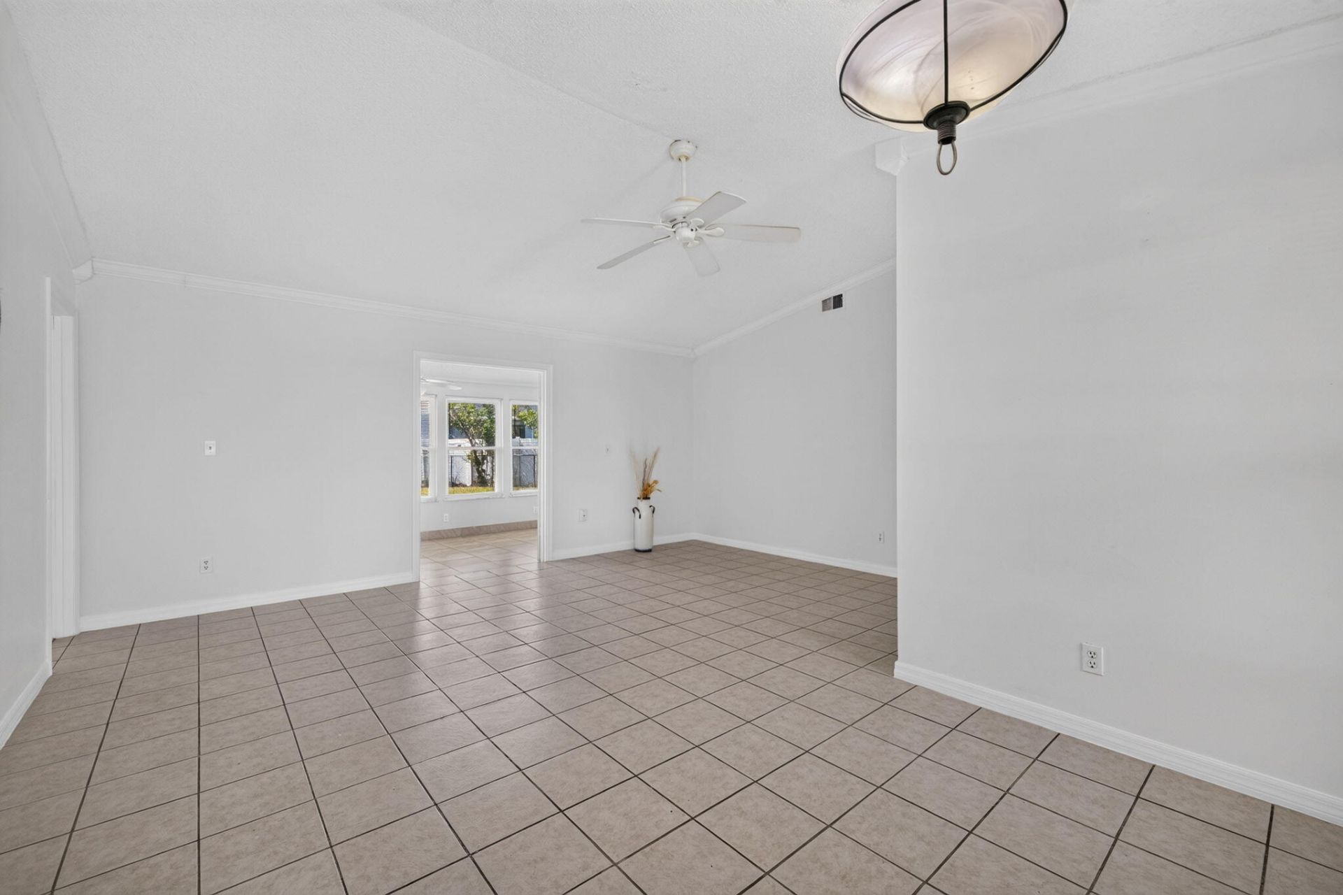 592 SW Banks Terrace, Port Saint Lucie, FL 34953 Photo