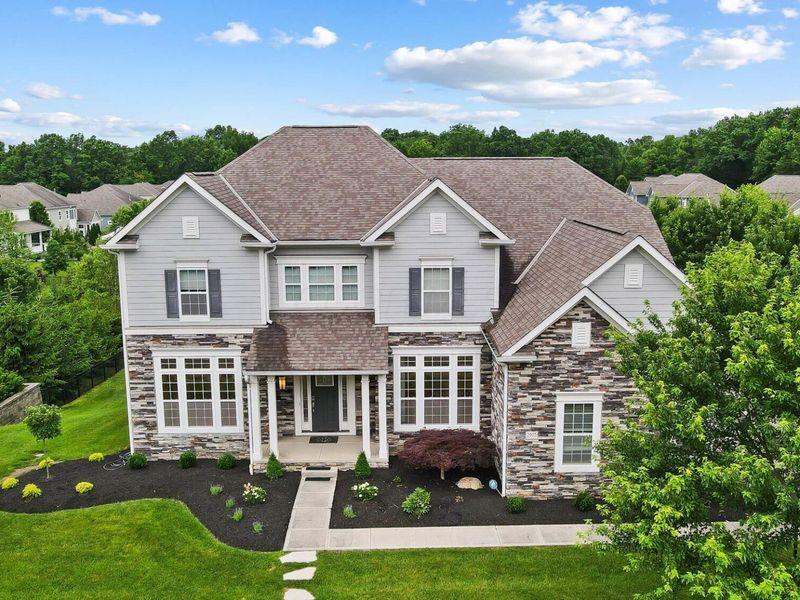 2905 Highland Woods Boulevard, New Albany, OH 43054 Photo 2