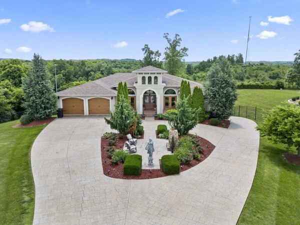 3638 Hickory Estates , Ashland, KY 41102