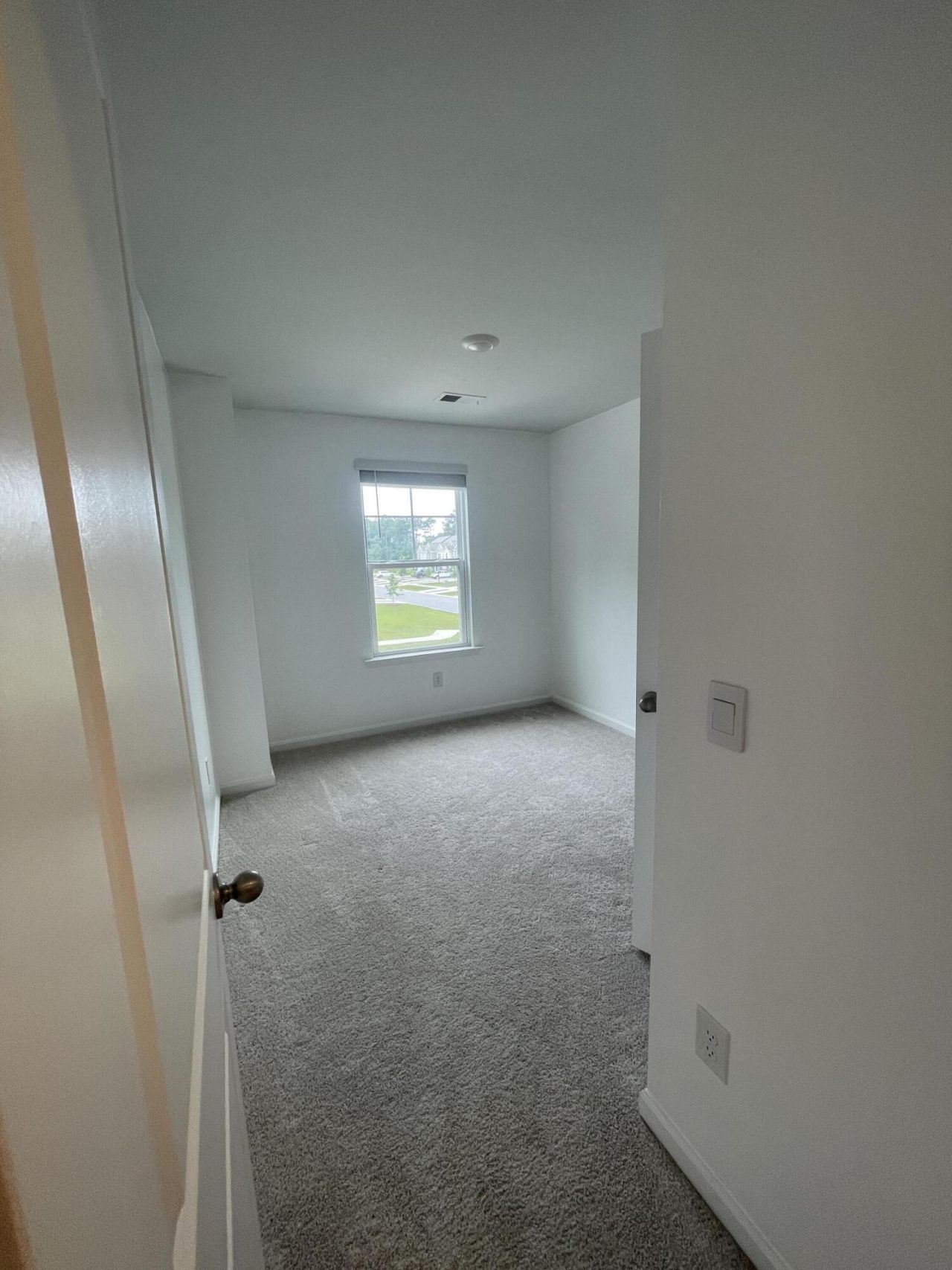 135 E Sunrise Lane Photo 12