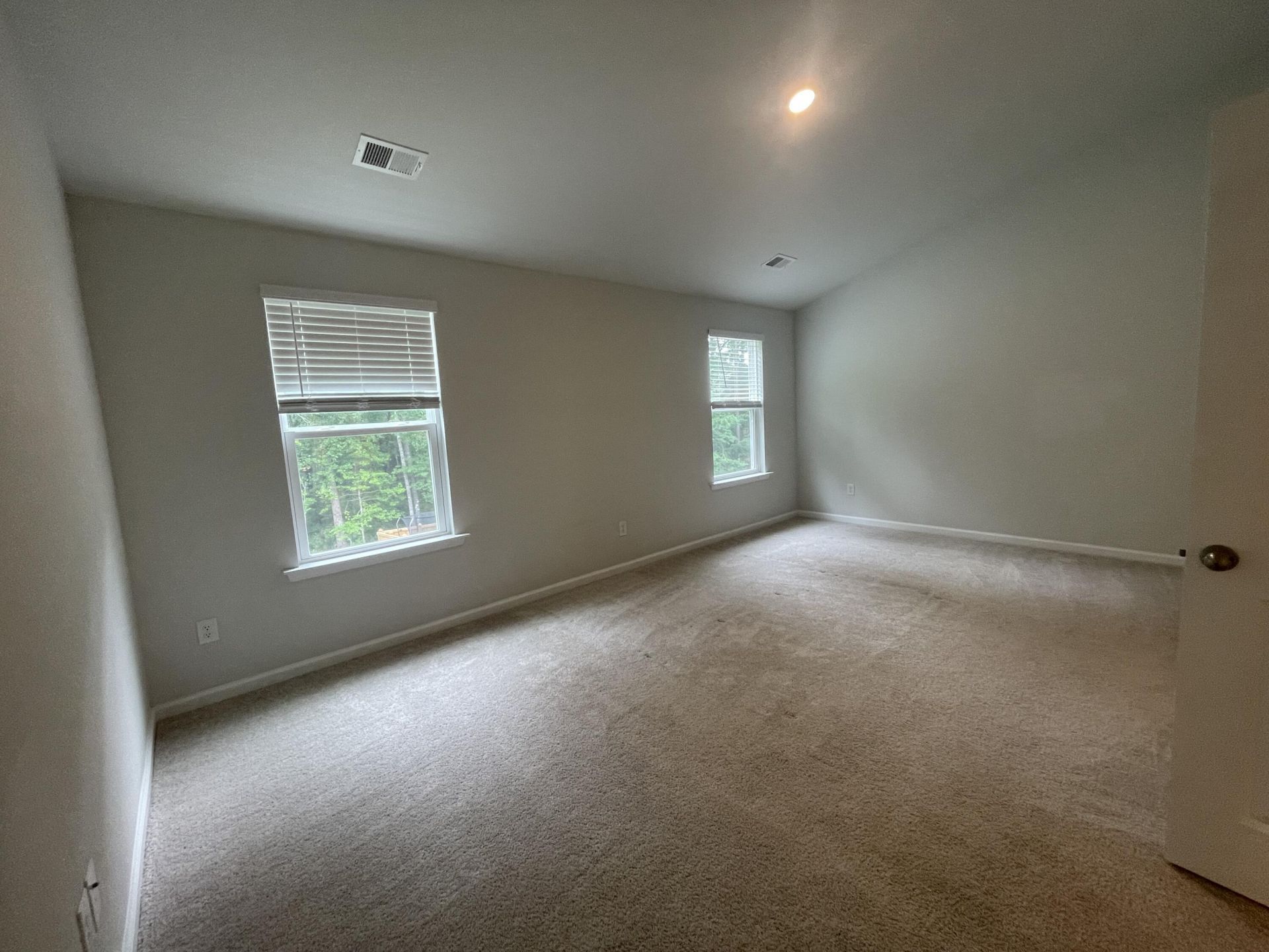 135 E Sunrise Lane Photo 21