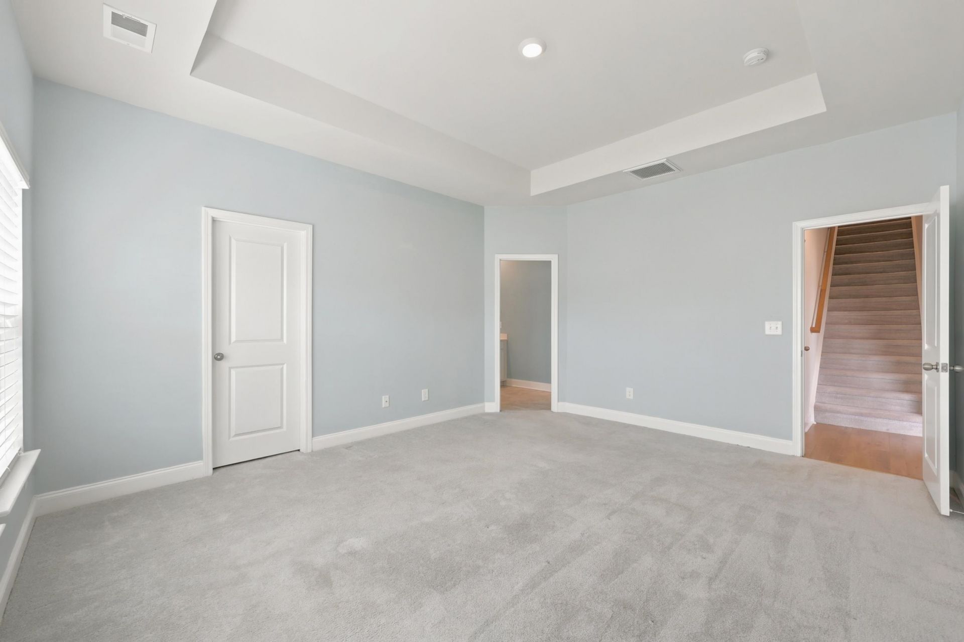 867 Brant St.  Photo 38