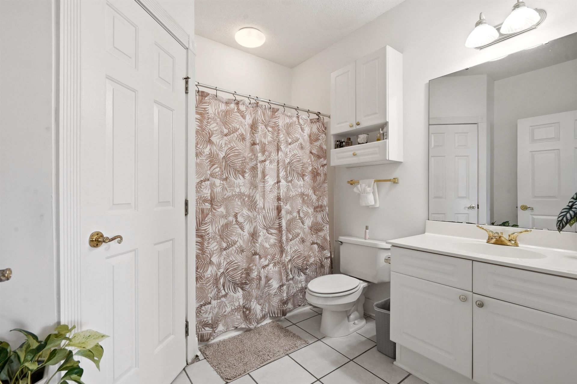 4864 Carnation Circle Photo 10