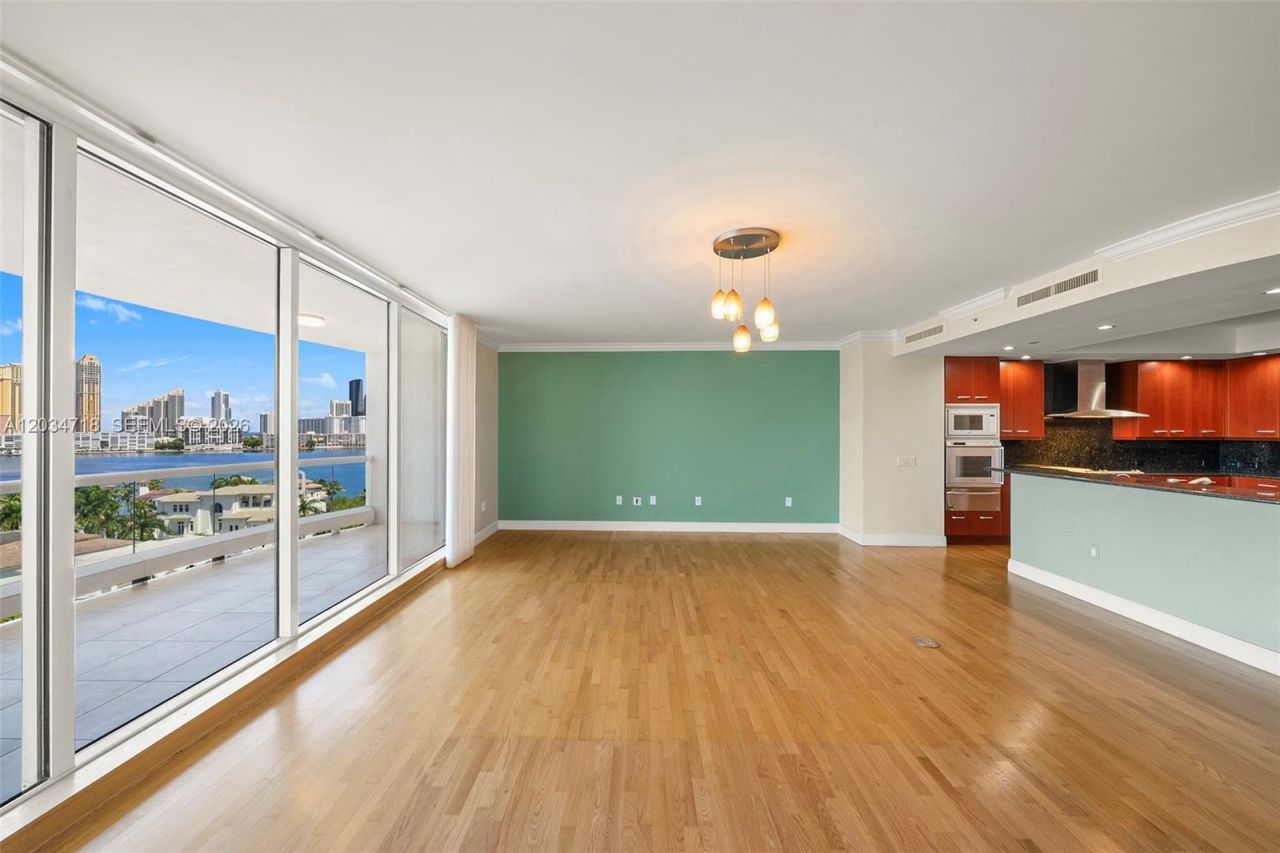 6000 Island Blvd , Unit 1002, Aventura, FL 33160 Photo