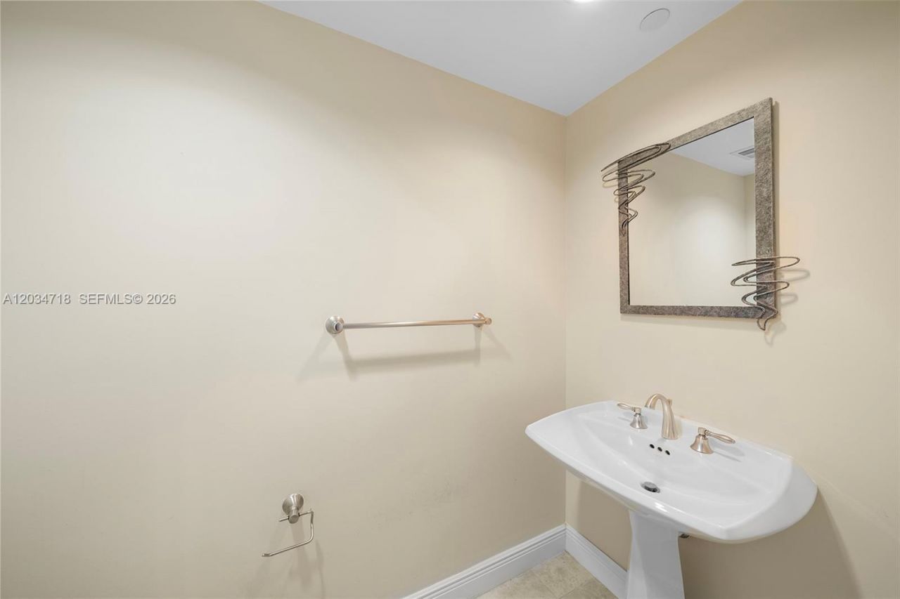 6000 Island Blvd , Unit 1002, Aventura, FL 33160 Photo