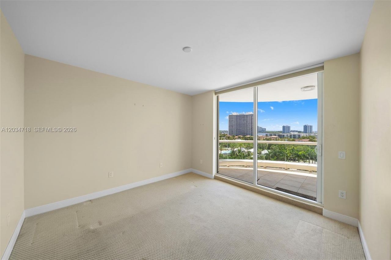 6000 Island Blvd , Unit 1002, Aventura, FL 33160 Photo