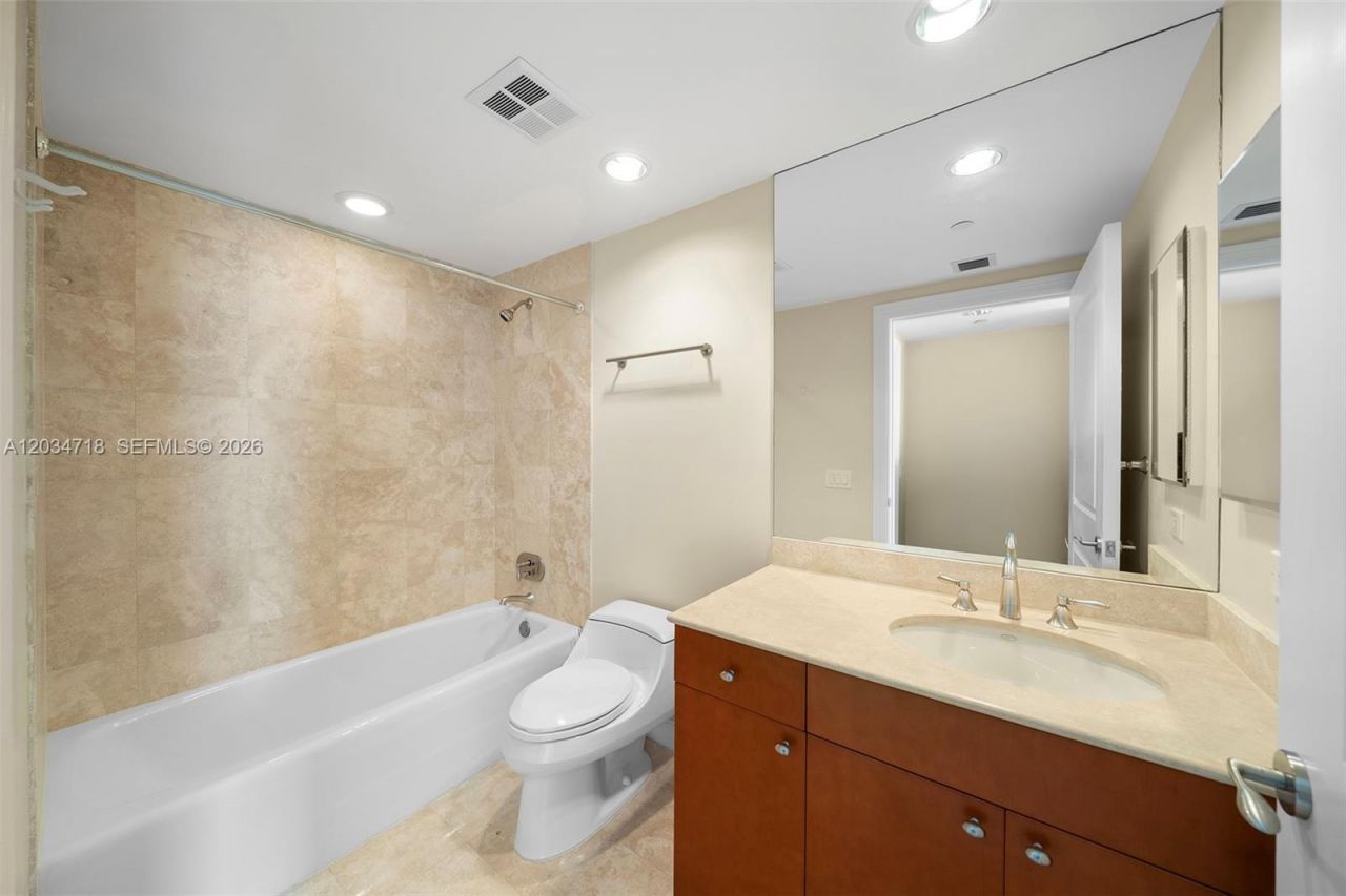 6000 Island Blvd , Unit 1002, Aventura, FL 33160 Photo