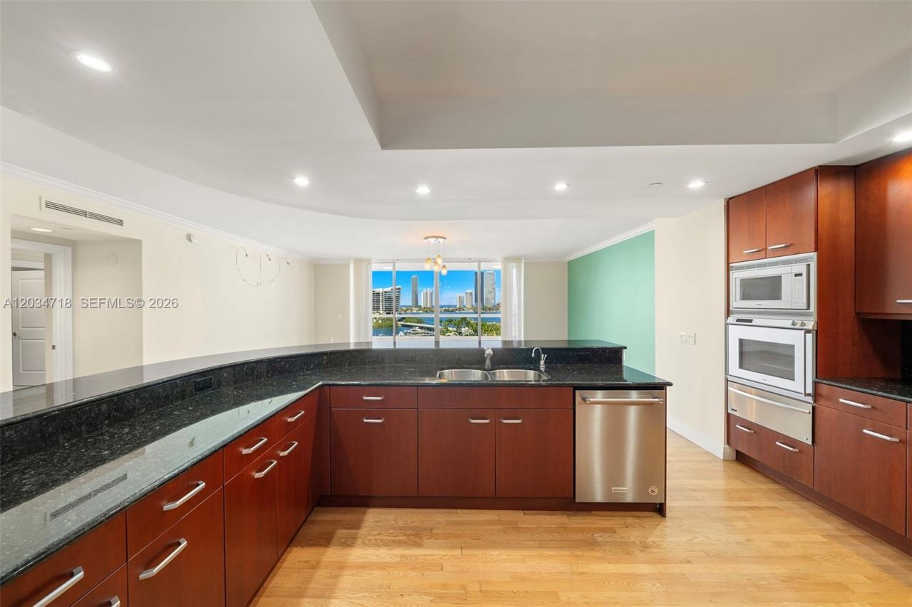 6000 Island Blvd , Unit 1002, Aventura, FL 33160 Photo