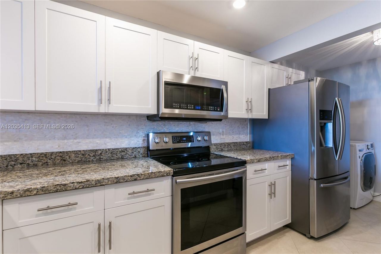 14 Royal Palm Way, Unit 6010, Boca Raton, FL 33432 Photo