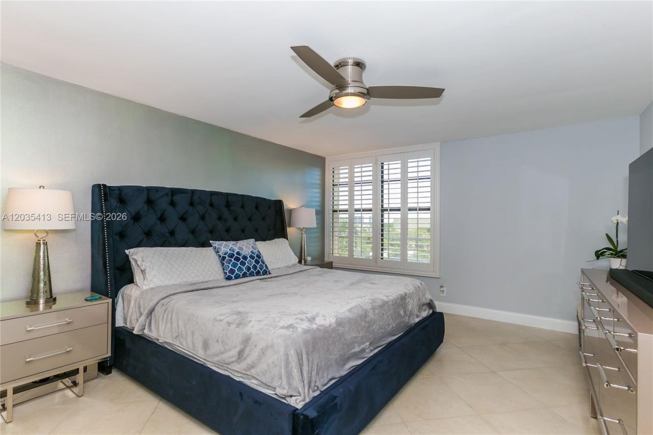 14 Royal Palm Way, Unit 6010, Boca Raton, FL 33432 Photo