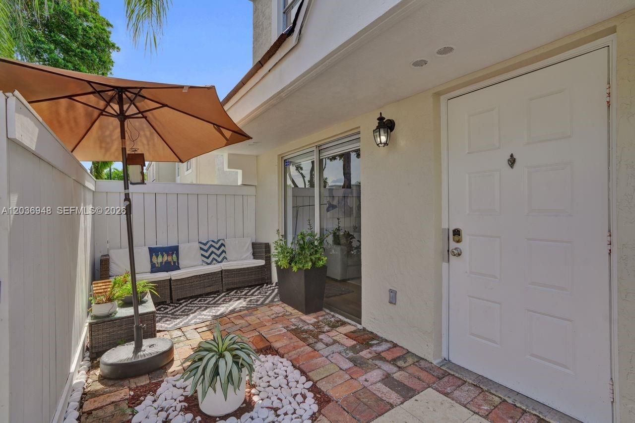 4555 SW 68th Ct Cir , Unit 111, Miami, FL 33155 Photo
