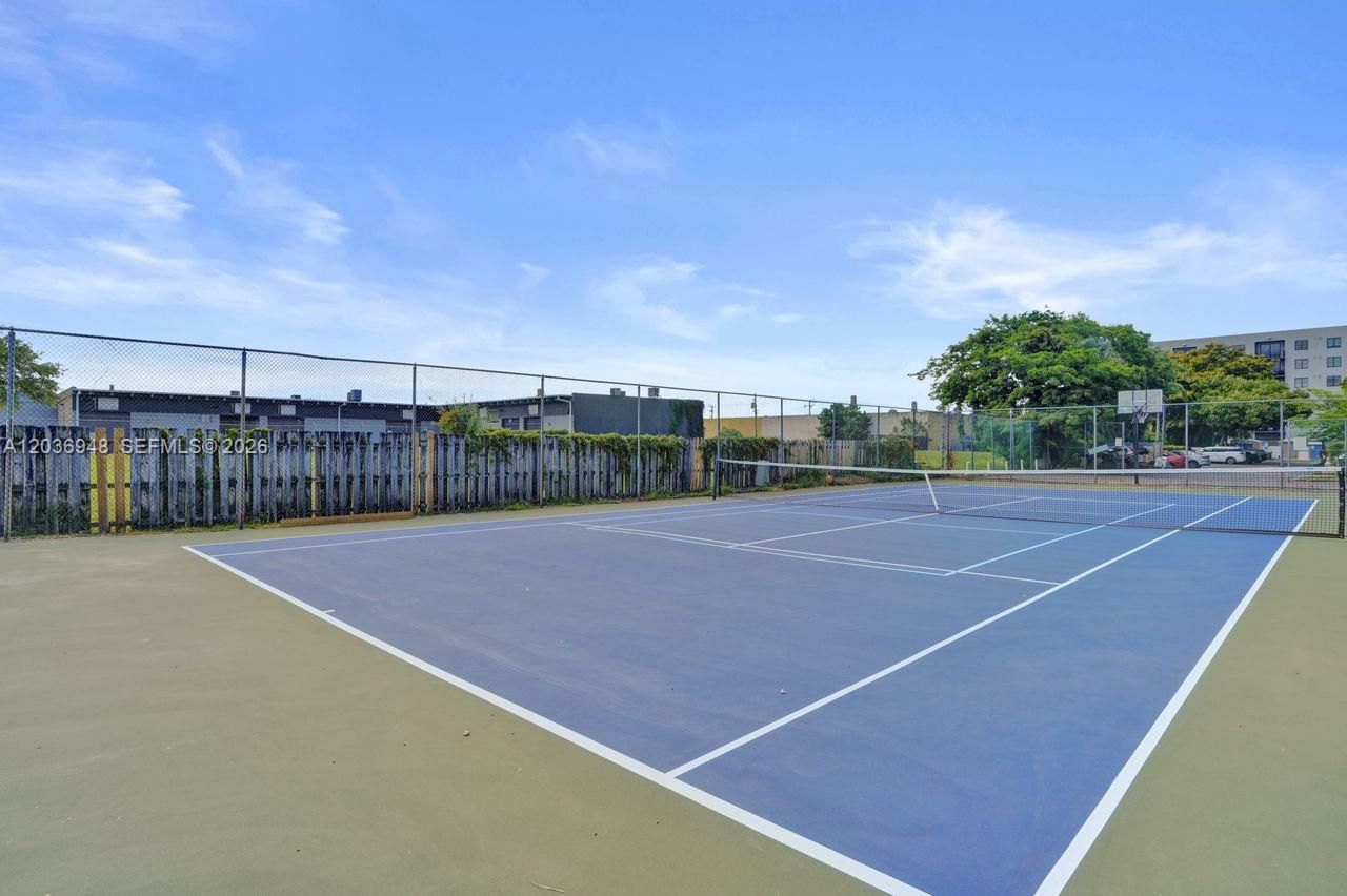 4555 SW 68th Ct Cir , Unit 111, Miami, FL 33155 Photo