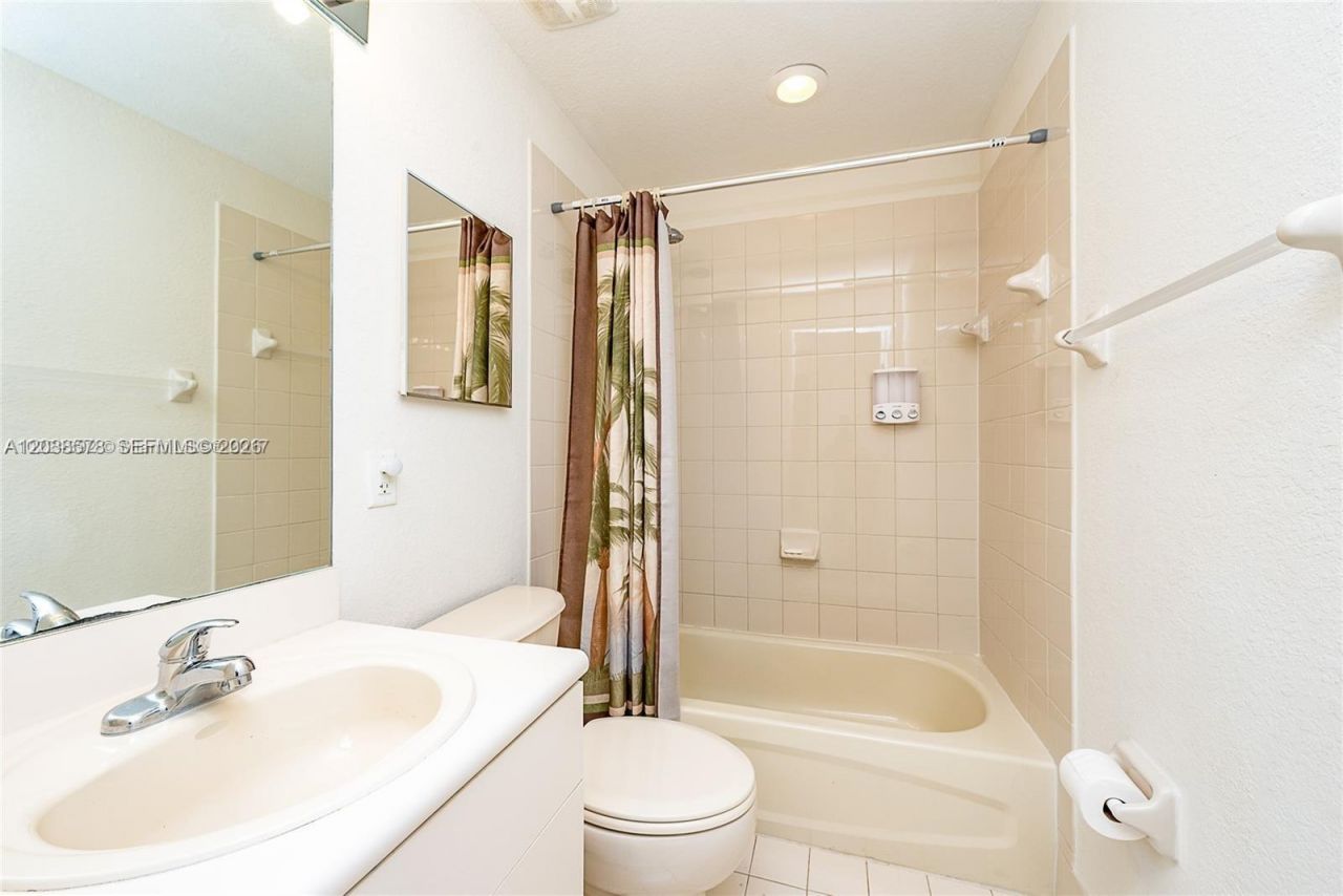 10901 NW 83rd St, Unit 104, Doral, FL 33178 Photo