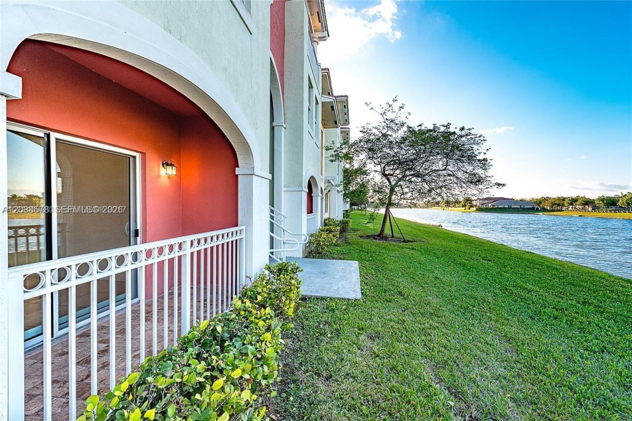 10901 NW 83rd St, Unit 104, Doral, FL 33178 Photo