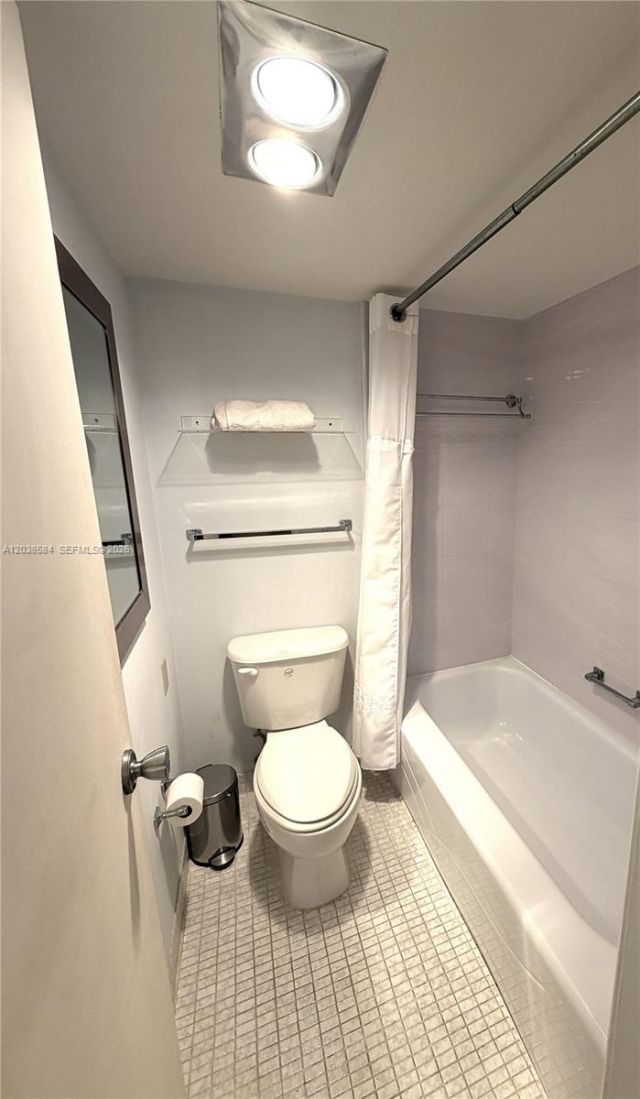 20335 W Country Club Dr, Unit 1105, Aventura, FL 33180 Photo